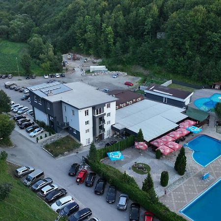 Motel "Kula" Cazin Exteriér fotografie