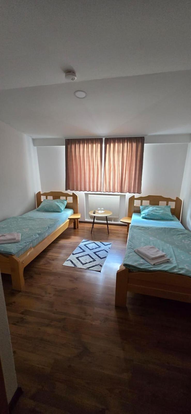 Motel "Kula" Cazin Exteriér fotografie
