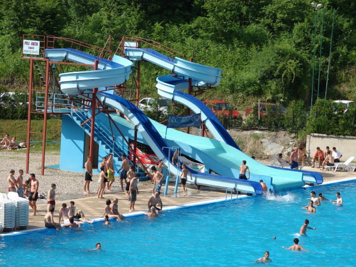 Motel "Kula" Cazin Exteriér fotografie
